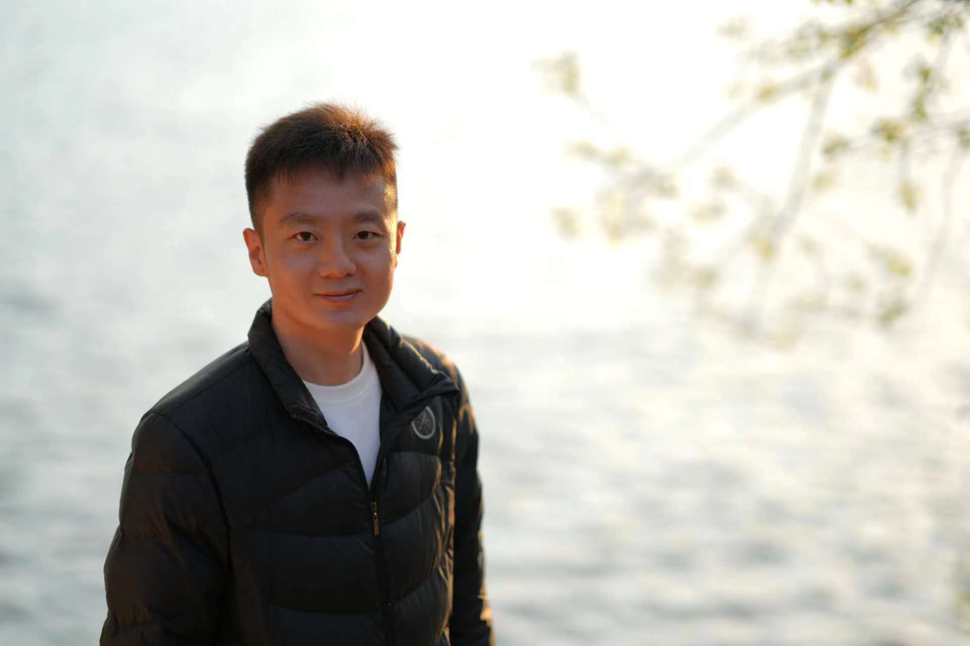 Hong-Bo Li (李洪波)